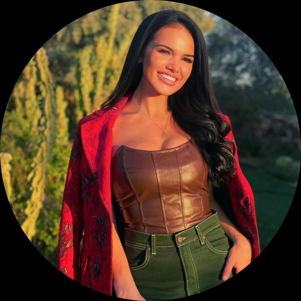 Meet your Posher, Christina